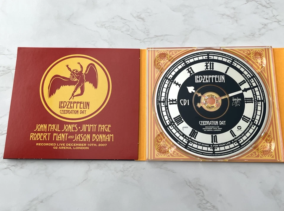 Led Zeppelin Celebration Day 2 CD/Blu-ray/DVD DELUXE ED. 2012 Robert Plant RARE! Foto 2 de 4