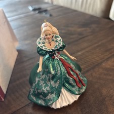 Barbie Hallmark 1995 Keepsake Christmas Ornam...
