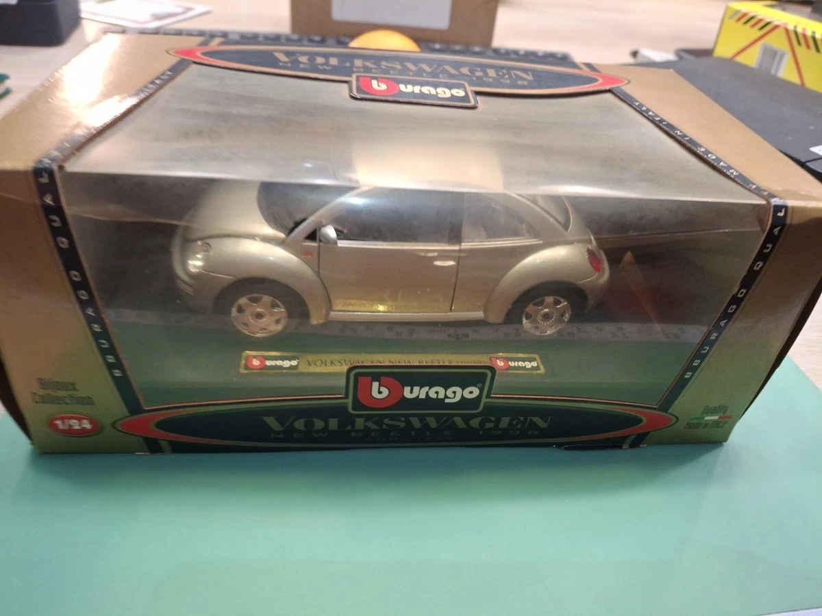 Maquette Burago Volkswagen New Beetle Cup 2000 Kit Collection Kit Métal. Échelle 1/24 - Collection
