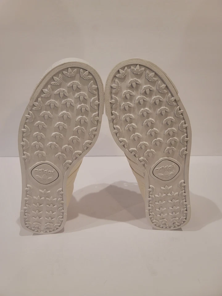 Adidas Triple White Samoa OG Low Top Women's Size 8-Clean - Image 4 of 4