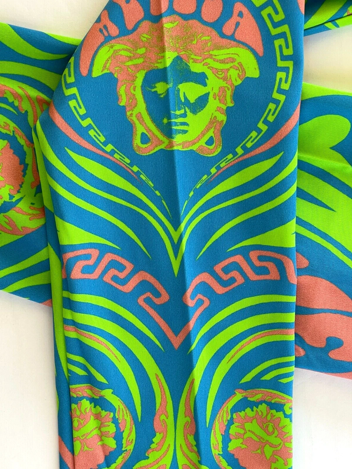Versace — Versace Medusa Music-Print Leggings Eur 40 /US 4 (Small)