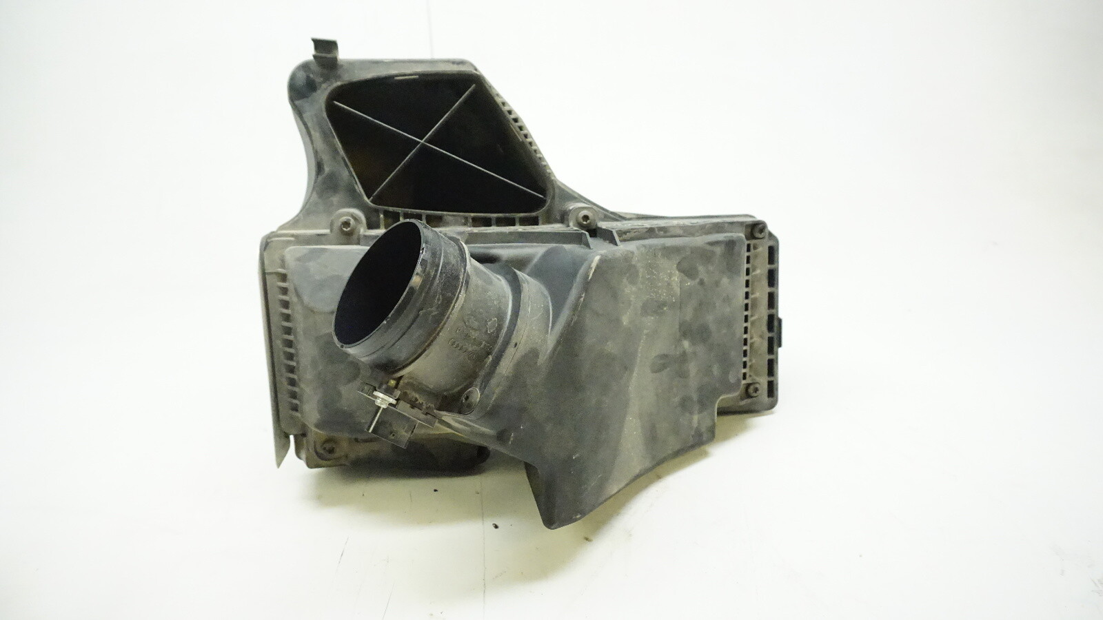 Intake Air Box  8K0133837BJ Audi A4-image