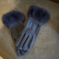 FASHION Women's Gray Wrist Length Gloves Faux Fur Trim Solid
