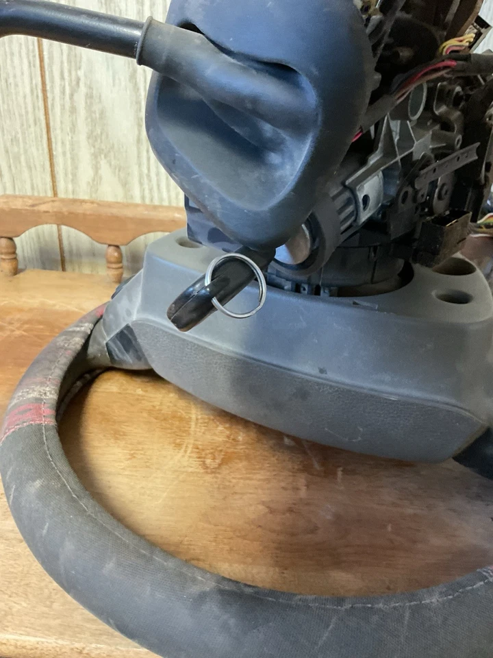 Dodge Ram 2500 3500 2007,5-2009 columna de dirección P05057434AB transmisión automática OEM Foto 2 de 4