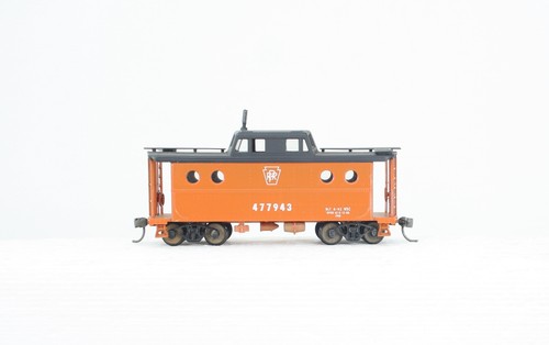 HO Bowser #54021 Pennsylvania N-5c Caboose Orange New Style PRR 477943 - Picture 5 of 9