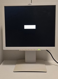 FUJITSU 19" MONITOR B19 7 LED DY19 7 S26361 K1471 V140