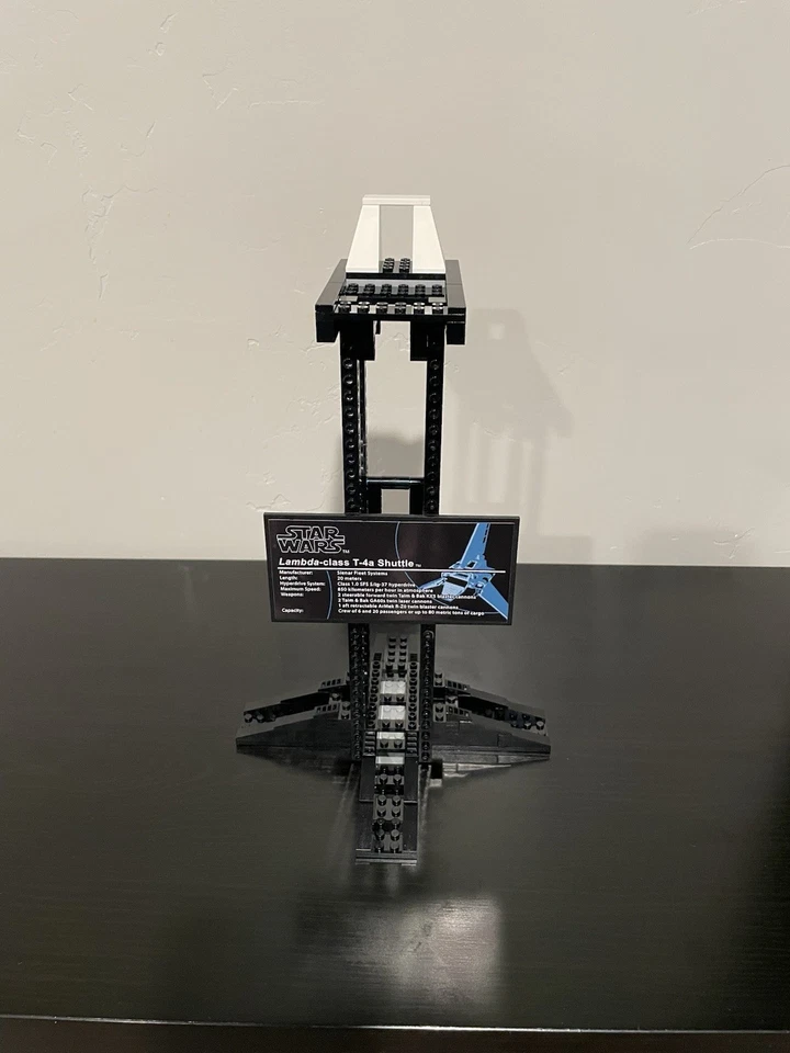 LEGO Star Wars: Imperial Shuttle (10212) - Image 4 of 4