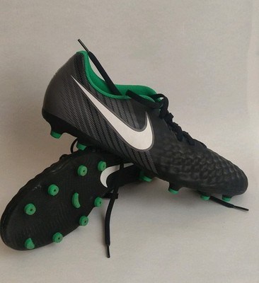 Nike Magista Ola II FG schwarz/weiß/dunkelgrau/stadiongrün Fußballschuhe UK 9