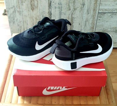 Original Nike Reposto Gr. 25  NEU