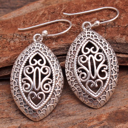 925 Sterlingsilber filigran Designer Damen handgefertigter Ohrring