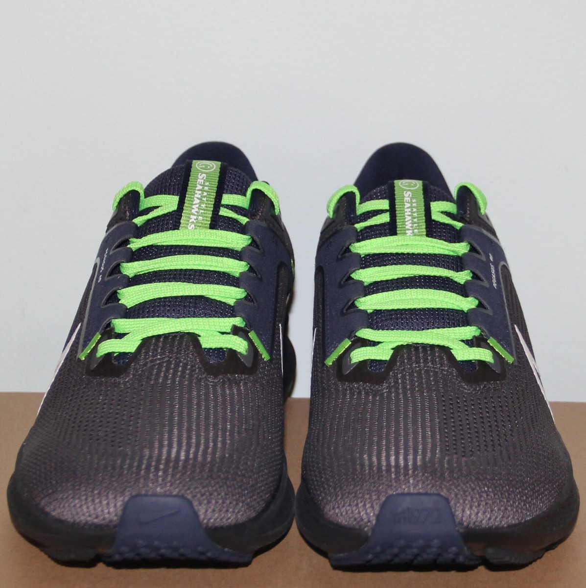 Nike Air Zoom Pegasus 40 Seattle Seahawks Running Shoes Mens 8 Nike Air Zoom Pegasus 40 Seattle Seahawks Running Mens 8 9.5  main image 2