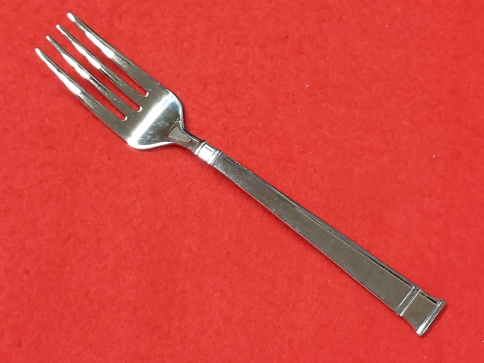 Heritage Mint LTD Bentley 18/10 Stainless Flatware Replacement YOUR