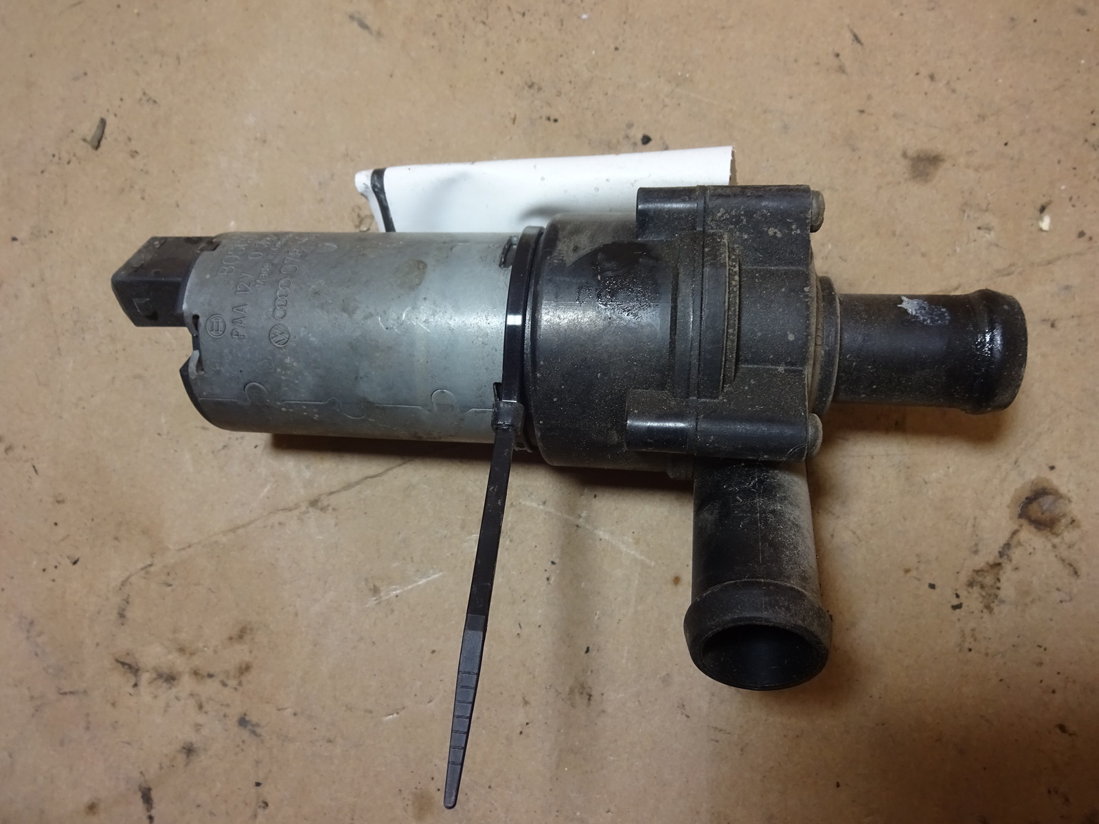 Lamborghini Gallardo - Water Pump  078965561