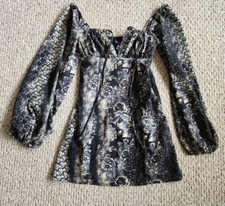 NWT Urban Outfitters Uo Black Motif Women’s Lined Long Sleeve Dress Size Small