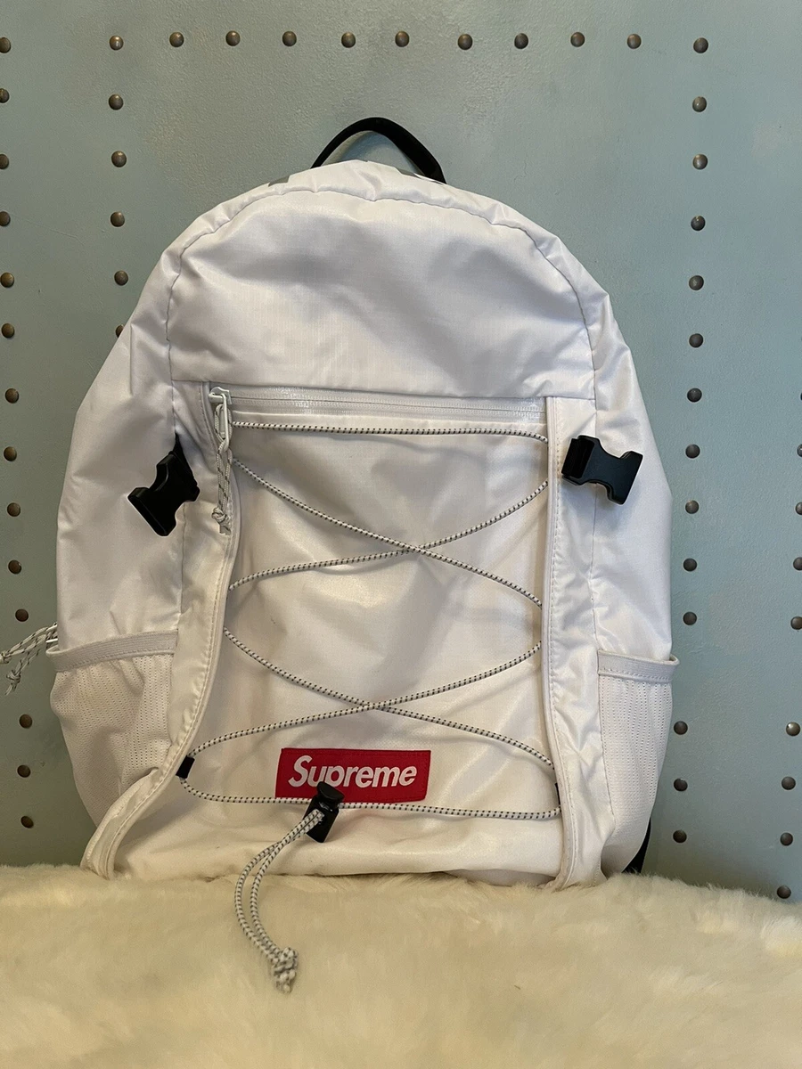 SUPREME FW17 White 3M Reflective Backpack