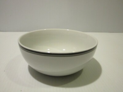 Williams-Sonoma Open Kitchen Line White Bowl w Black Band