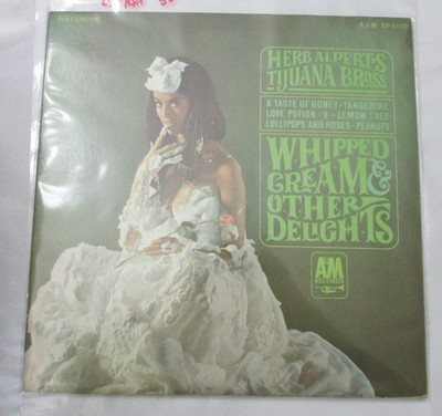 WHIPPED CREAM & OTHER DELIGHTS HERBS ALPERTS TIJUANA BRASS EX+/EX+ VINYL LP L82