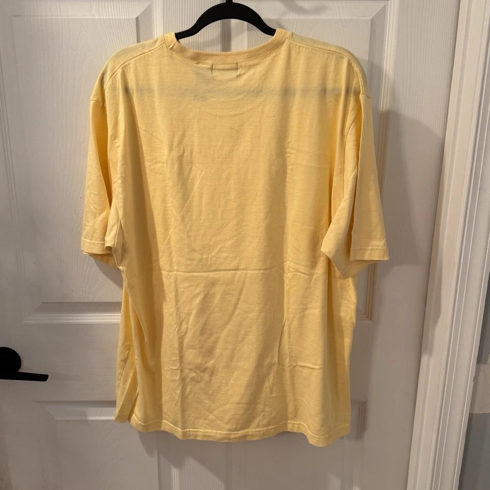 Camiseta Crazy Horse A Claiborne Co. masculina tamanho 2XL amarela manga curta - Imagem 3 de 4