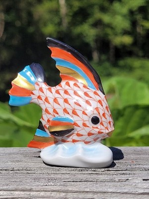 Herend Hand Painted Porcelain Angel Fish With 24kt Gold Accents