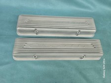 56 57 Corvette Low Script Staggered Finned Aluminum Valve Covers 9 Fin 3726086 56 57 Corvette Low Script Staggered Finned Aluminum Valve Covers 9 Fin 3726086