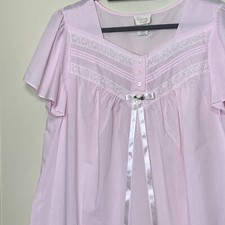 Vintage Carriage Court Nightgown Size Large Cool Cotton Embroidery Ribbon