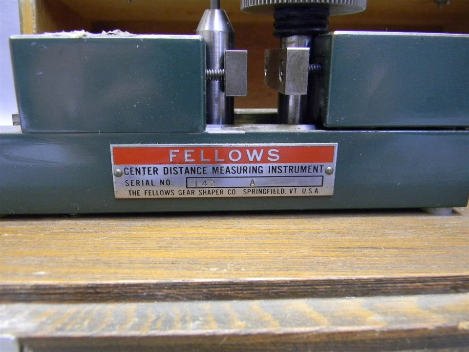 Instrumento de medición de distancia central Fellows 2849 con estuche Foto 2 de 4