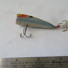 FISHING LURE UNKNOWN 2¼"   POPPER SILVER & BLUE