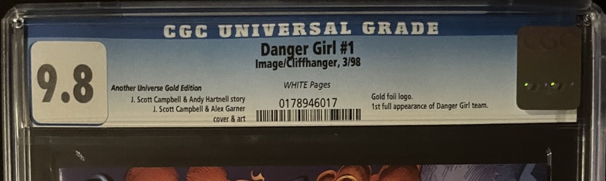 DANGER GIRL #1 ANOTHER UNIVERSE GOLD FOIL VARIANT CGC 9.8 Image