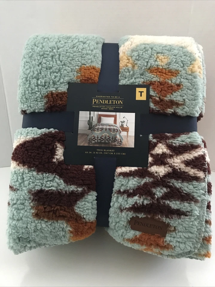 Pendleton Woolen Mills Since 1863 Twin SherpaBlanket 66X92 100% Polyester NWT - Image 2 of 4