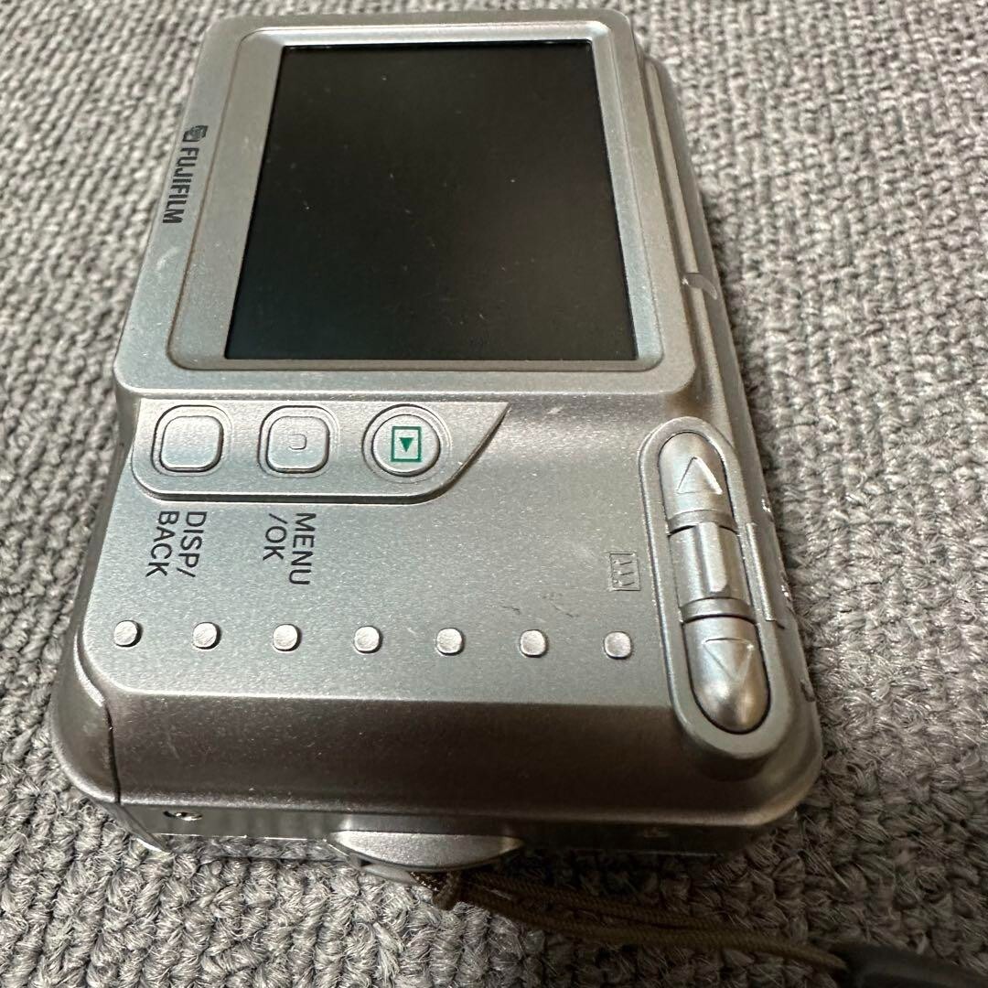 Fujifilm Finepix A600 Digital Camera 6.3MP Megapixel 3x
