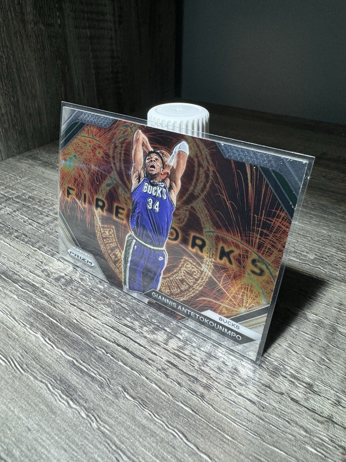 2023-24 Panini Prizm - Fireworks #19 Giannis Antetokounmpo