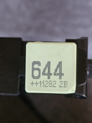 Relais 644 Pos.1 für VW Golf 6 VI Variant 08-13 170741B 4H0951253 4H0951253A
