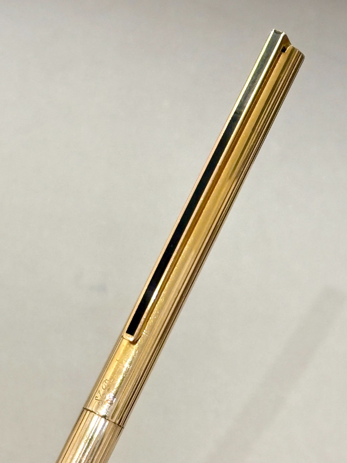 S.T. Dupont — twist — fountain pen for sale on Nibfolio — photo 3