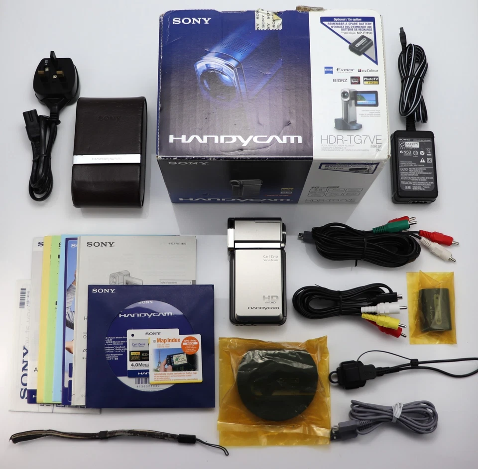 SONY HANDYCAM HDR-TG7VE CAMCORDER BOXED 16GB MEMORY / CARD HD VIDEO CAMERA - Image 3 of 4