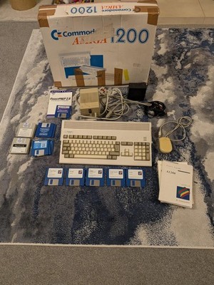 Commodore Amiga 1200 Computer Konvolut