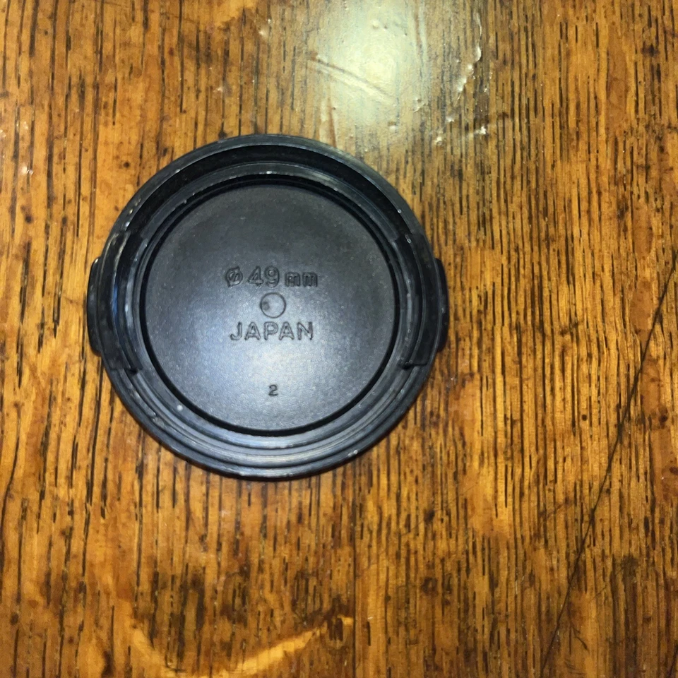 Minolta Camera Lens Cap 49 MM Spring Loaded Cap - Image 2 of 4