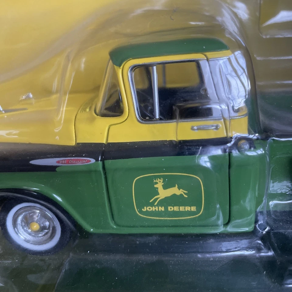 Tractor Chevrolet 1957 fundido a presión SpecCast John Deere #3100 réplica escala 1/25 Foto 3 de 4