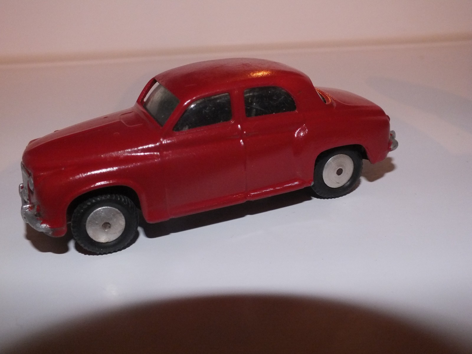 Corgi 208s, Jaguar Saloon - Free Price Guide & Review