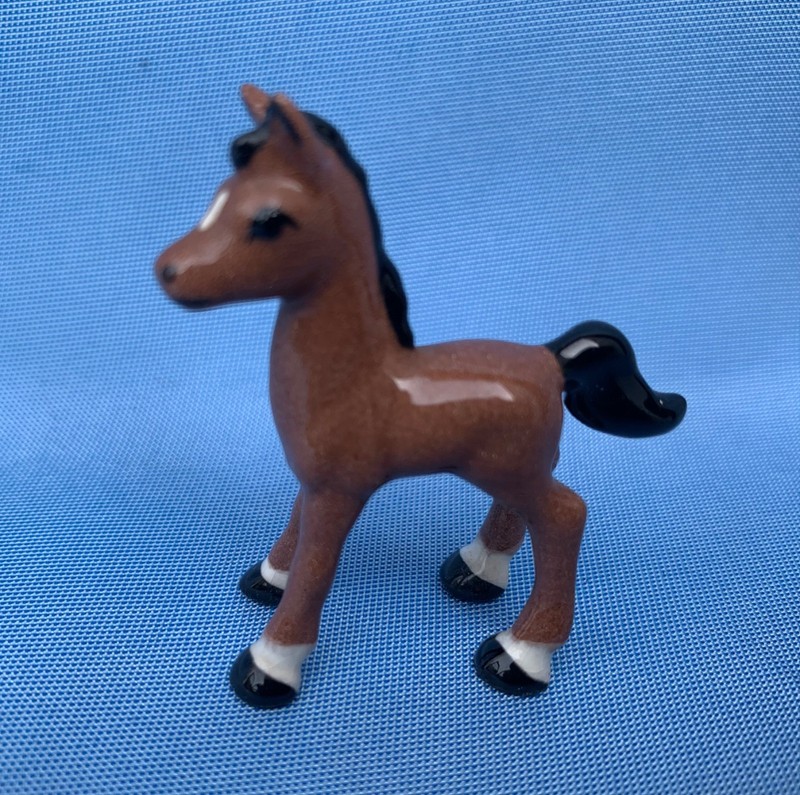 Hagen Renaker #A-148 Bay Standing Colt - Leg Repair