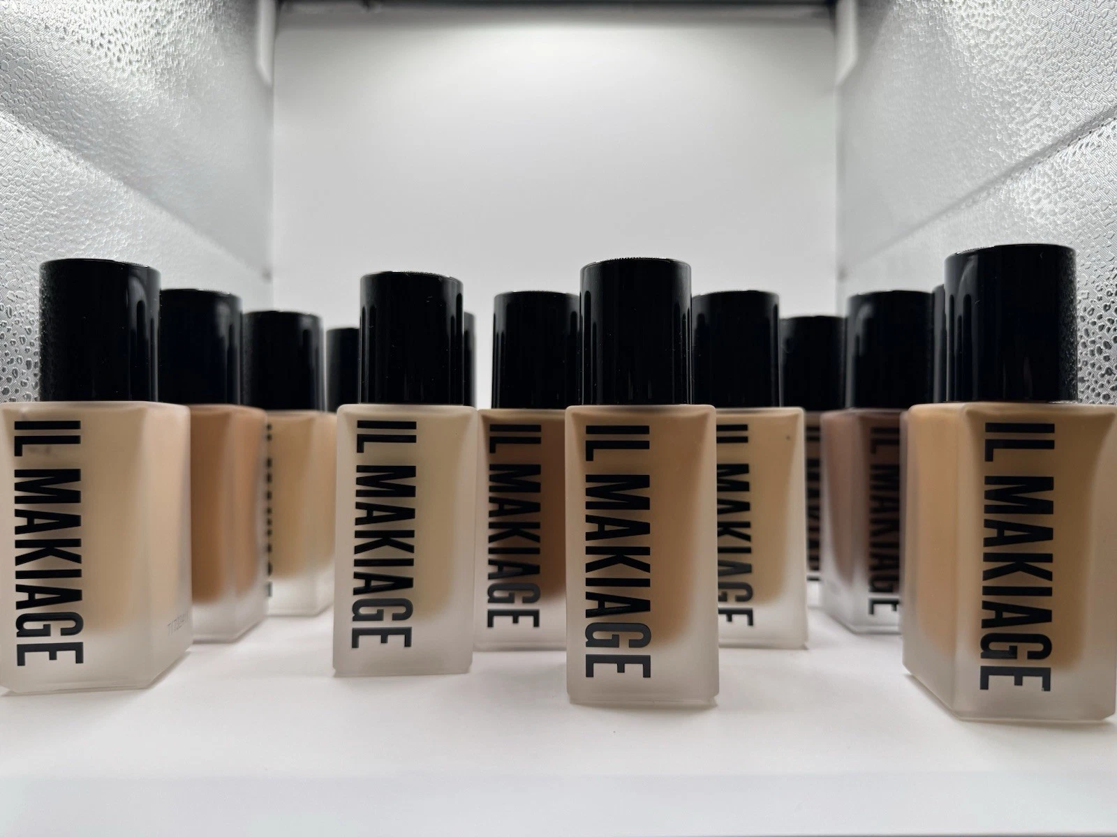 Il makiage  Woke Up Like This Foundation  #75 image 2
