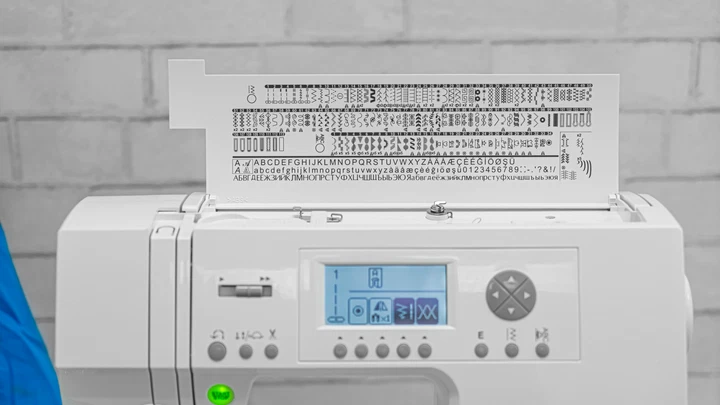 Singer C9920 Computerized Sewing & Quilting Machine - Image 4 of 4