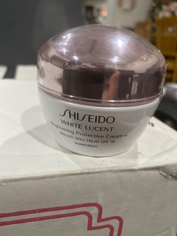 shiaeido white lucent brightening protective Cream broad spectrum SPF18 50ml1.8o