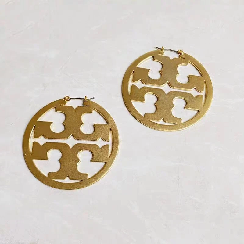 Tory burch Miller  Matte Gold Hoop Earrings 18K Gold-Plated  With dust bag - Image 3 of 3