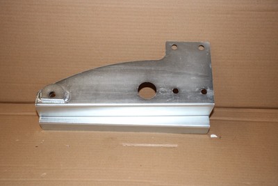 Einzelstück Truma Adapter für AL-KO M lang bis 1800 kg Mover XT SX 1 aus 228920