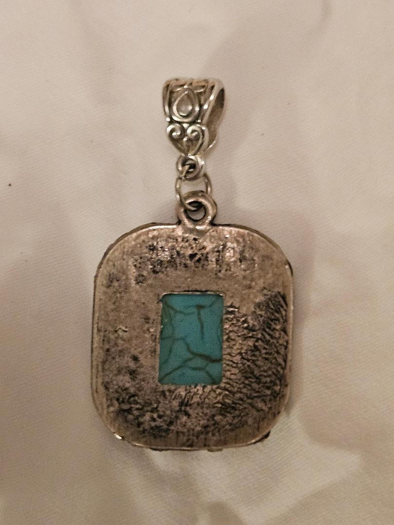 Turqiouse and Silver Colored Rectangular Pendant - image 2