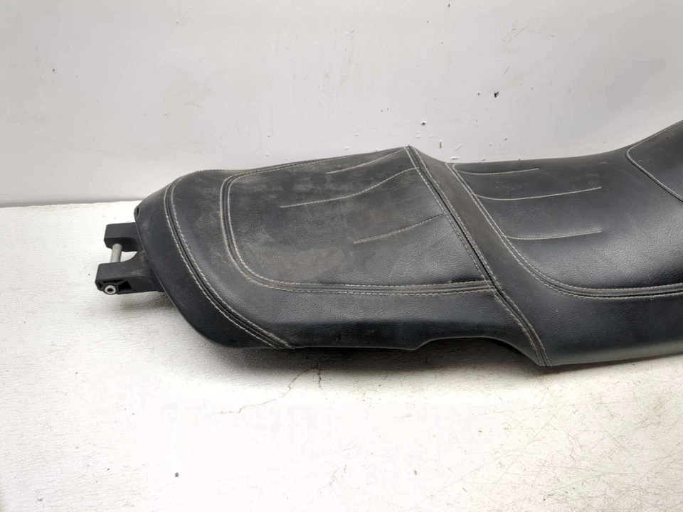 08-12 Can Am Spyder Roadster RS ASIENTO DE PASAJERO completo de una pieza Foto 2 de 4