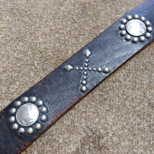 Cintura in pelle marrone 32 pollici HTC borchiata vita nera 4 cm usata - Foto 4 di 20