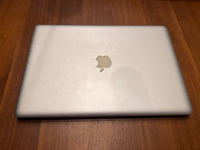 Apple MacBook Pro 15  Late 2011 i7 2,2GHz 4GB RAM 500GB HDD MacOS Sierra
