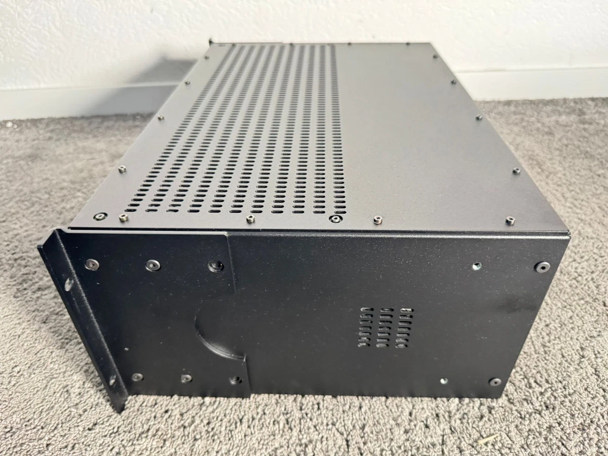 Sistema multiroom de audio modular Revox M10 en negro