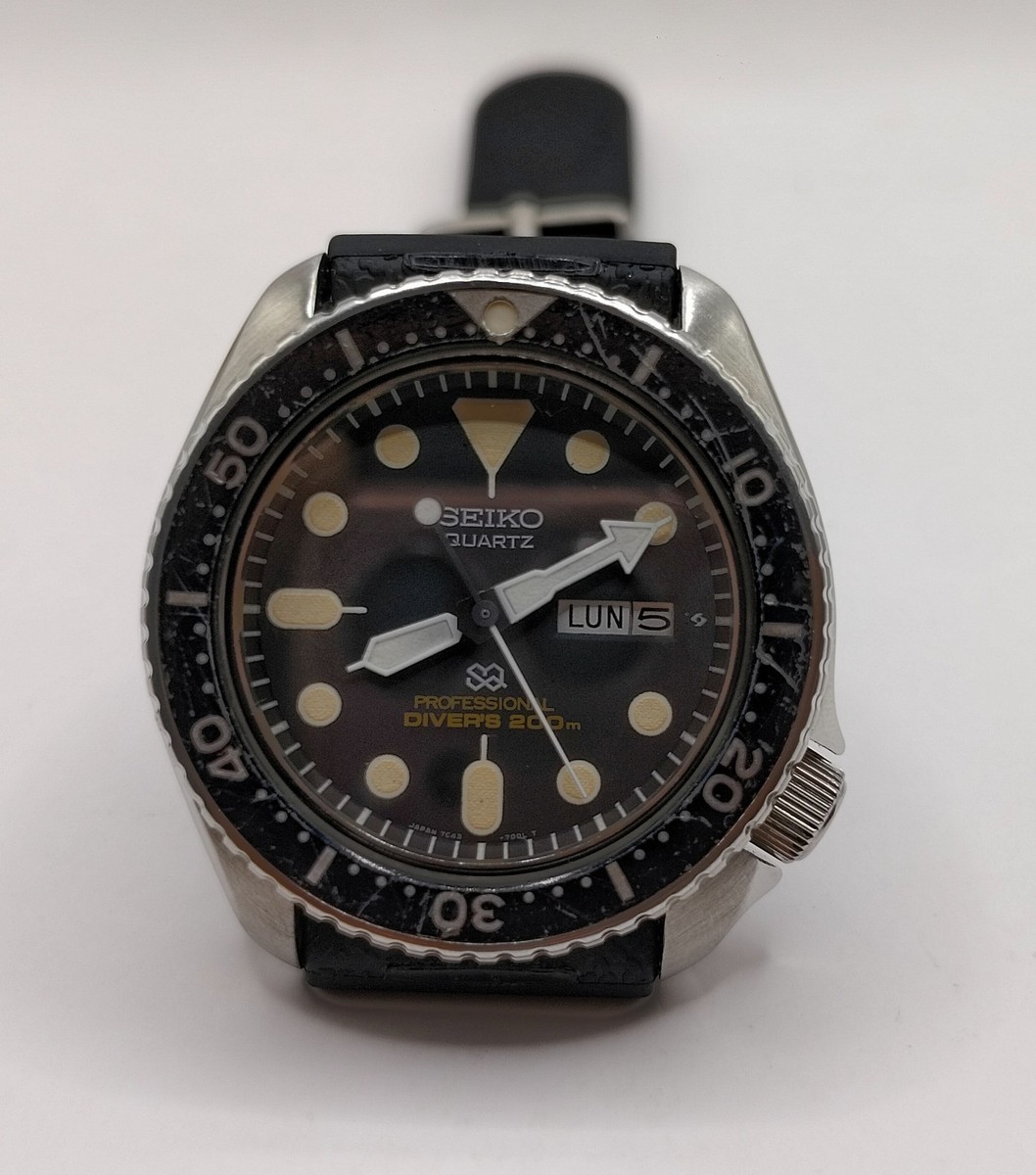 SEIKO QUARTZ　PROFESSIONAL　300m ジャンク品 s-l1200.jpg